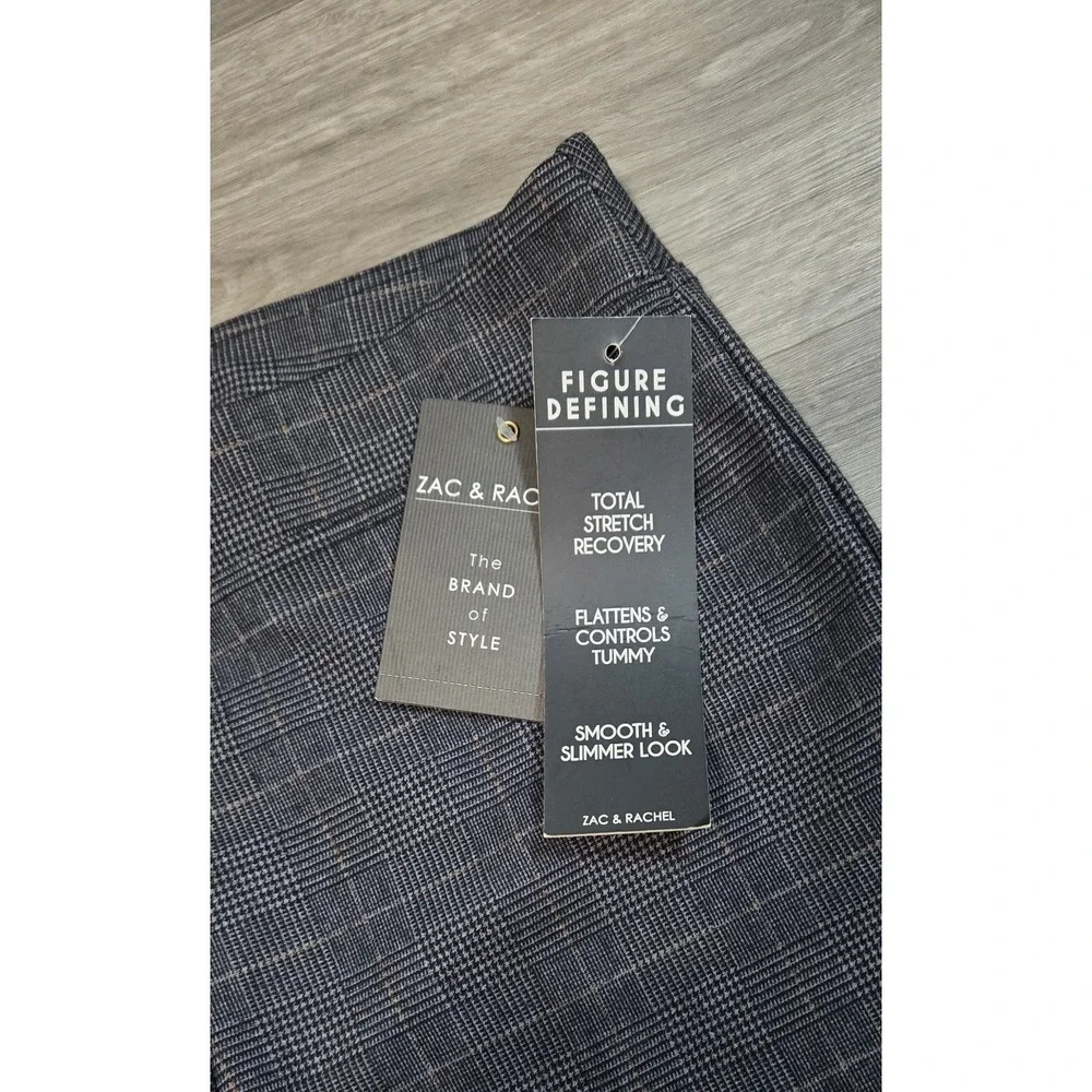 NWT Zac & Rachel Womens Stretch Figure Defining Pull On Pants Plaid Size Large - Picture 5 of 12